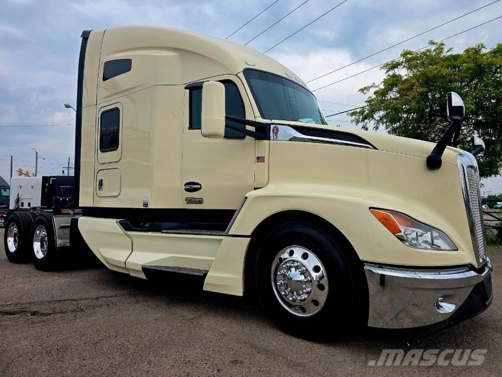 Kenworth T 680 Vetopöytäautot
