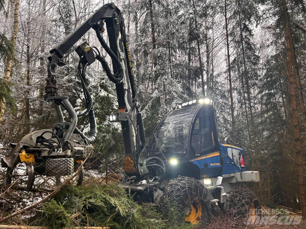 Rottne H8 Harvesterit
