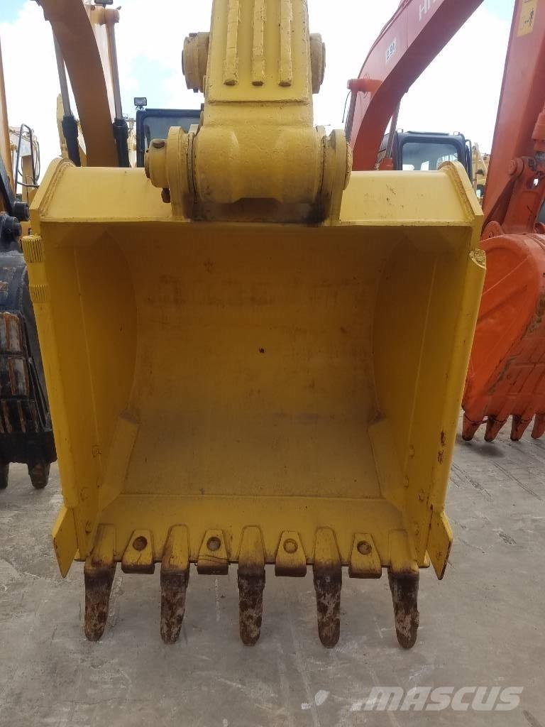 Komatsu PC 220-8 Telakaivukoneet