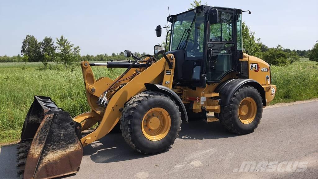 CAT 908M Pyöräkuormaajat