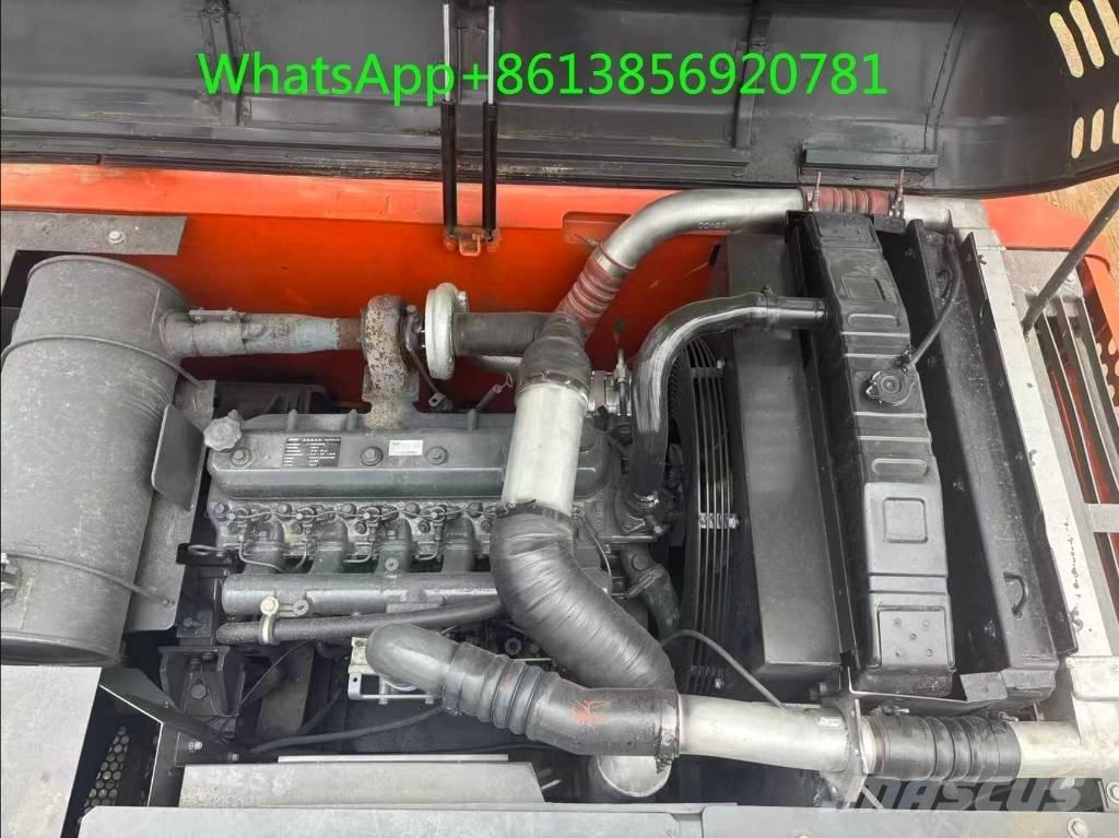 Doosan DX 225 Telakaivukoneet