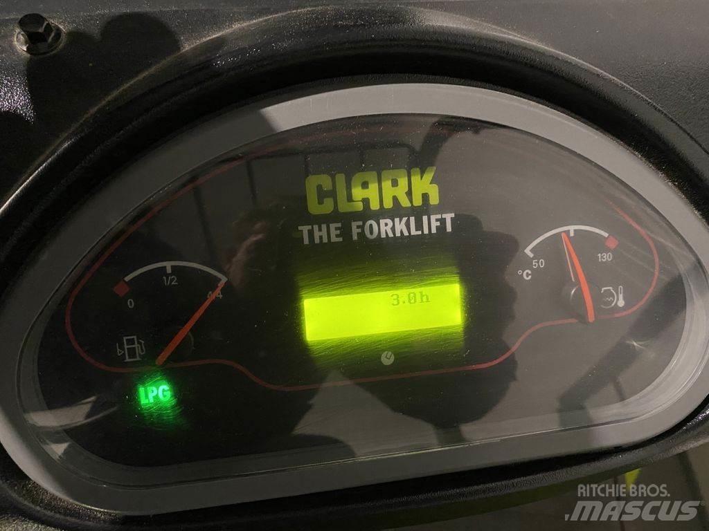 Clark GTS25 Nestekaasutrukit