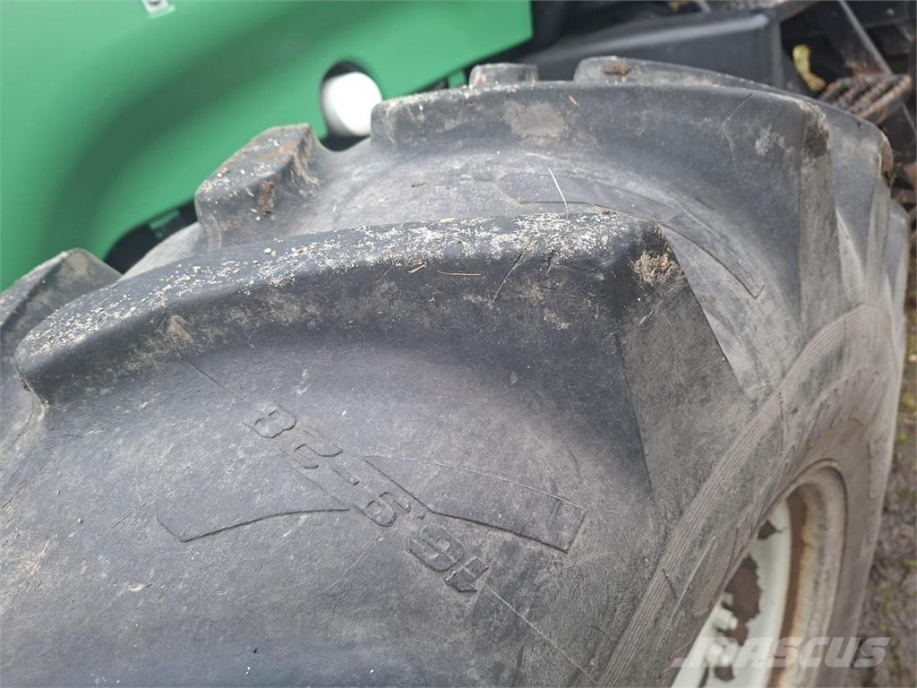 Valtra T190 7.4 Traktorit