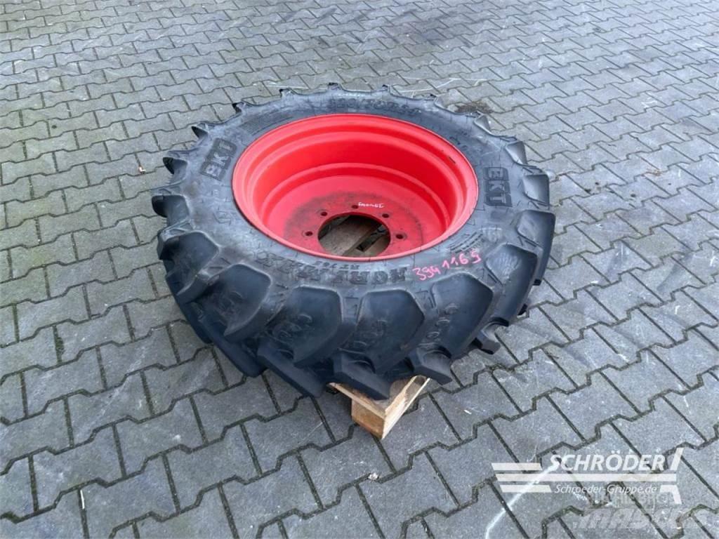 BKT 1X 320/70 R24 Renkaat ja vanteet