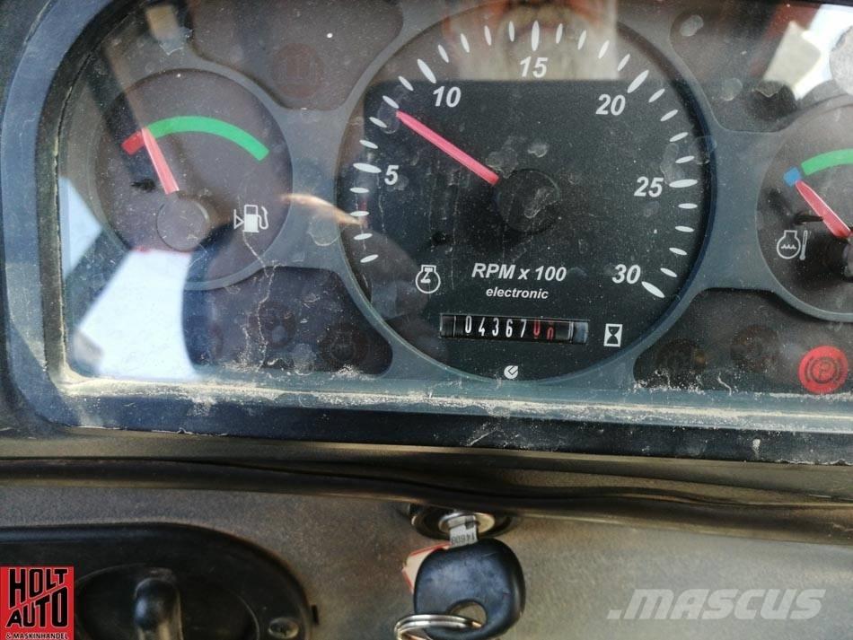 Hitachi FB 200.2 Kaivurikuormaajat