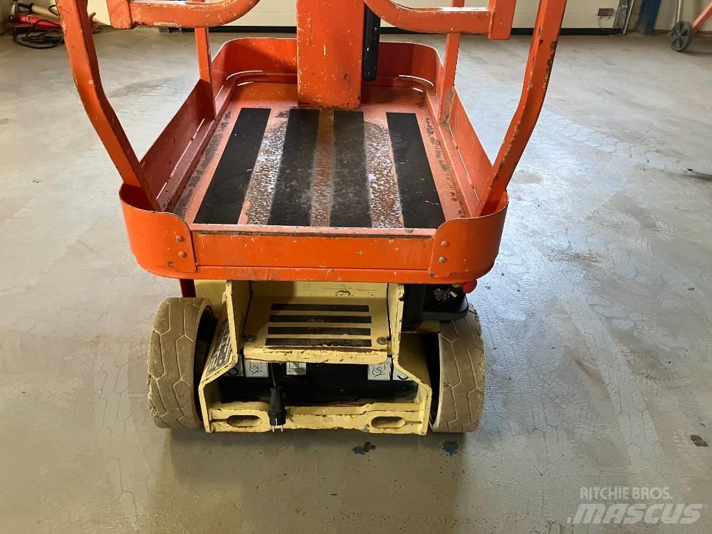 JLG 1230 ES Henkilönostimet ja nostolaitteet