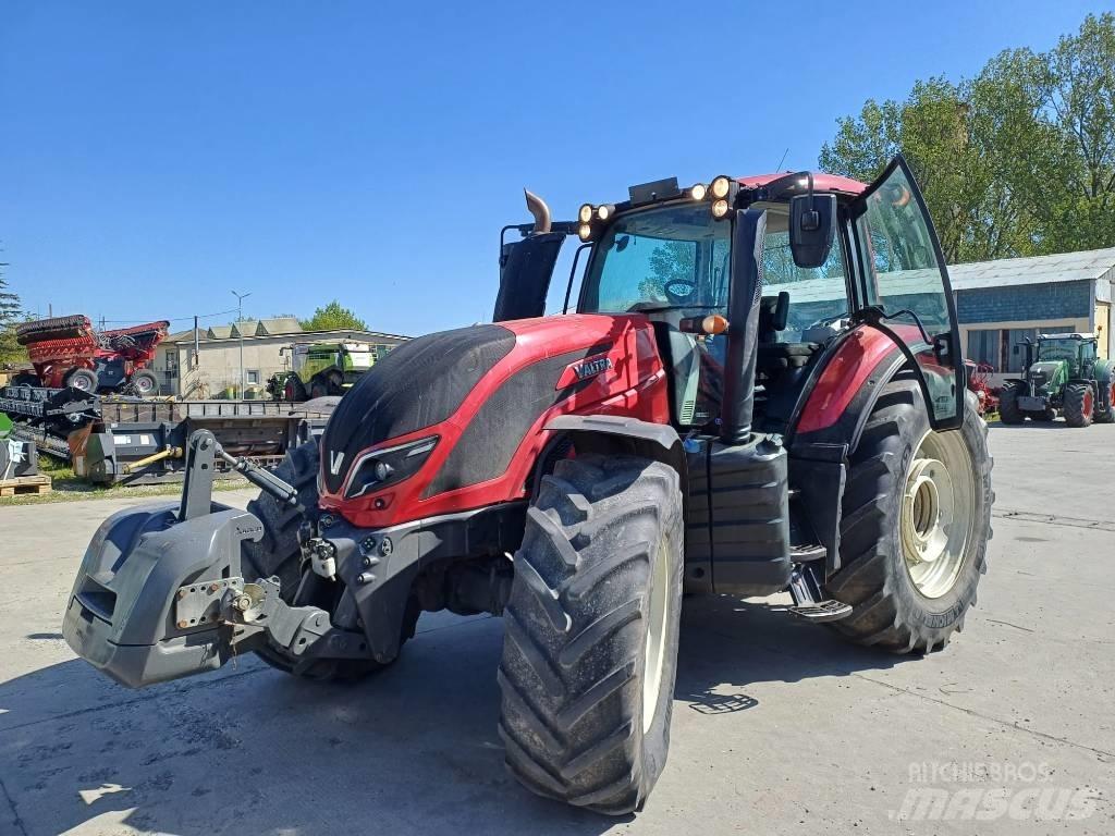 Valtra T 234 A Traktorit