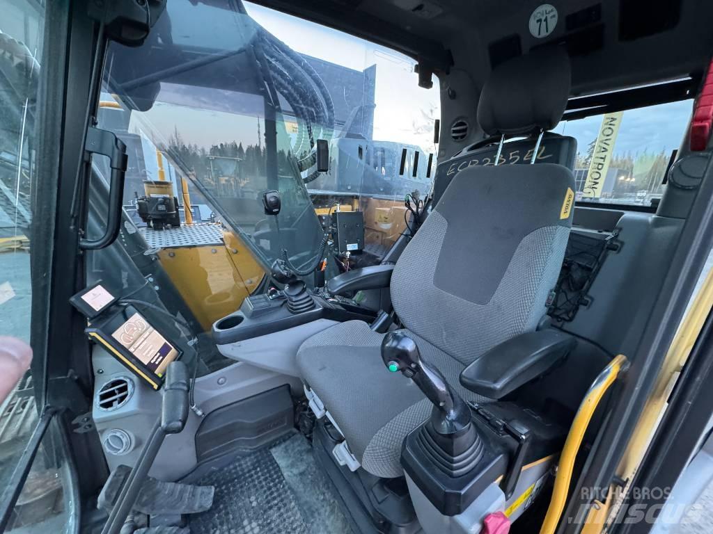 Volvo ECR 235 EL Telakaivukoneet