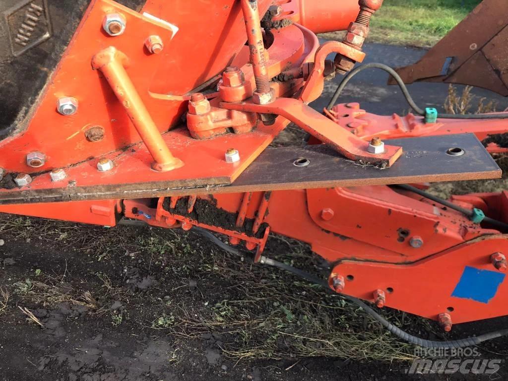 Kuhn Challenger Paluuaurat