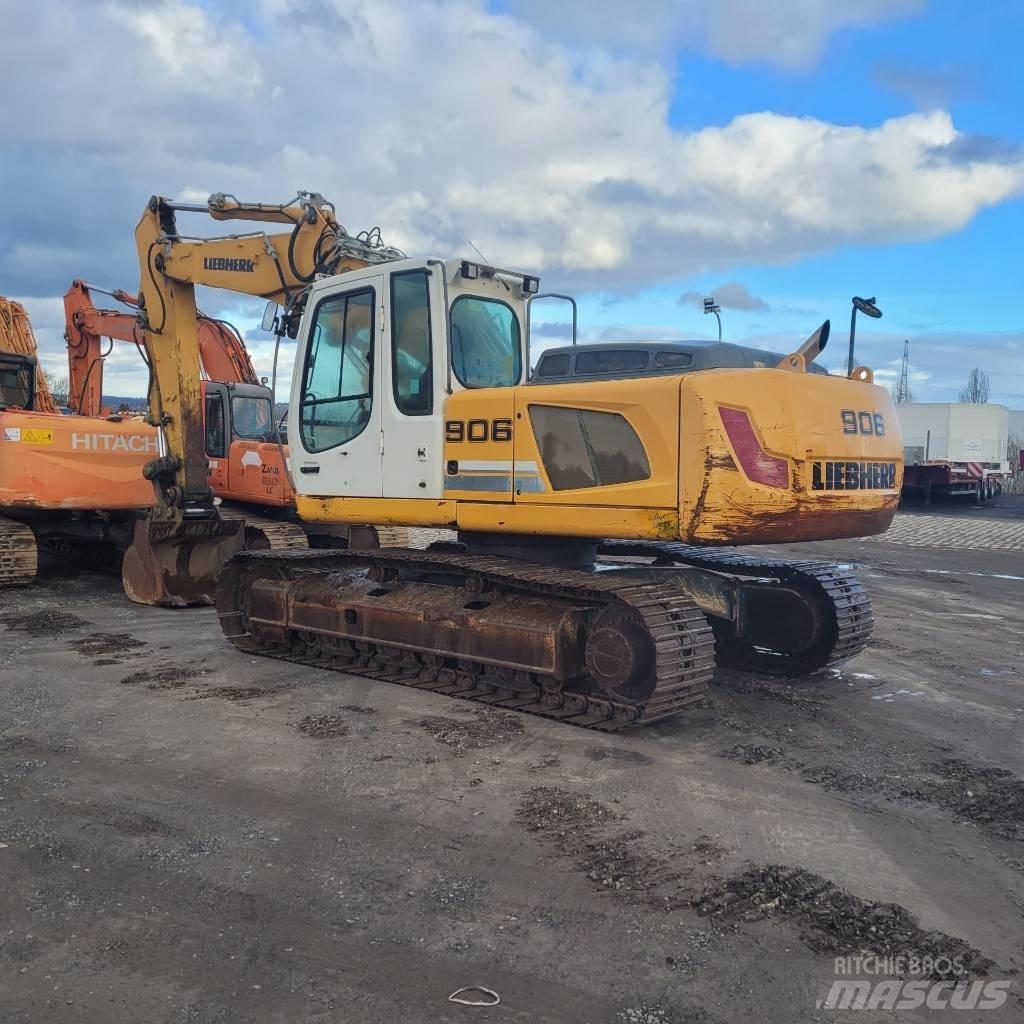 Liebherr R906 Telakaivukoneet