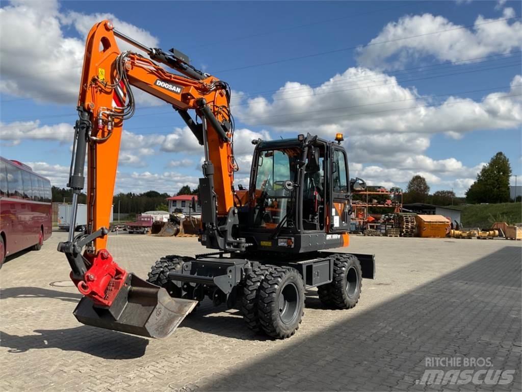 Doosan DX100W-7 Pyöräkaivukoneet