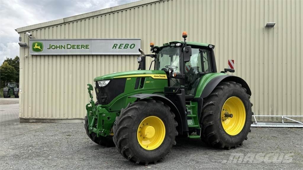 John Deere 6M 240 Traktorit