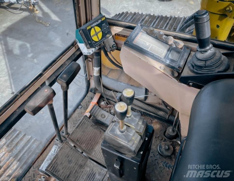 Komatsu PC 200 LC-3 Telakaivukoneet