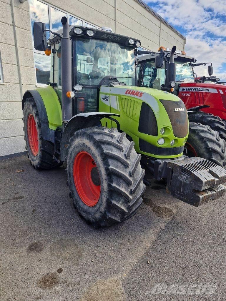 CLAAS Arion 640 Traktorit