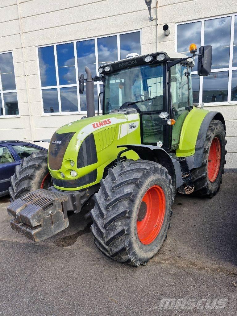 CLAAS Arion 640 Traktorit