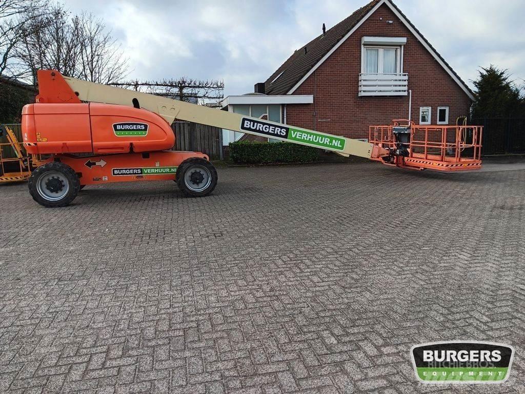 JLG 680S Teleskooppipuominostimet