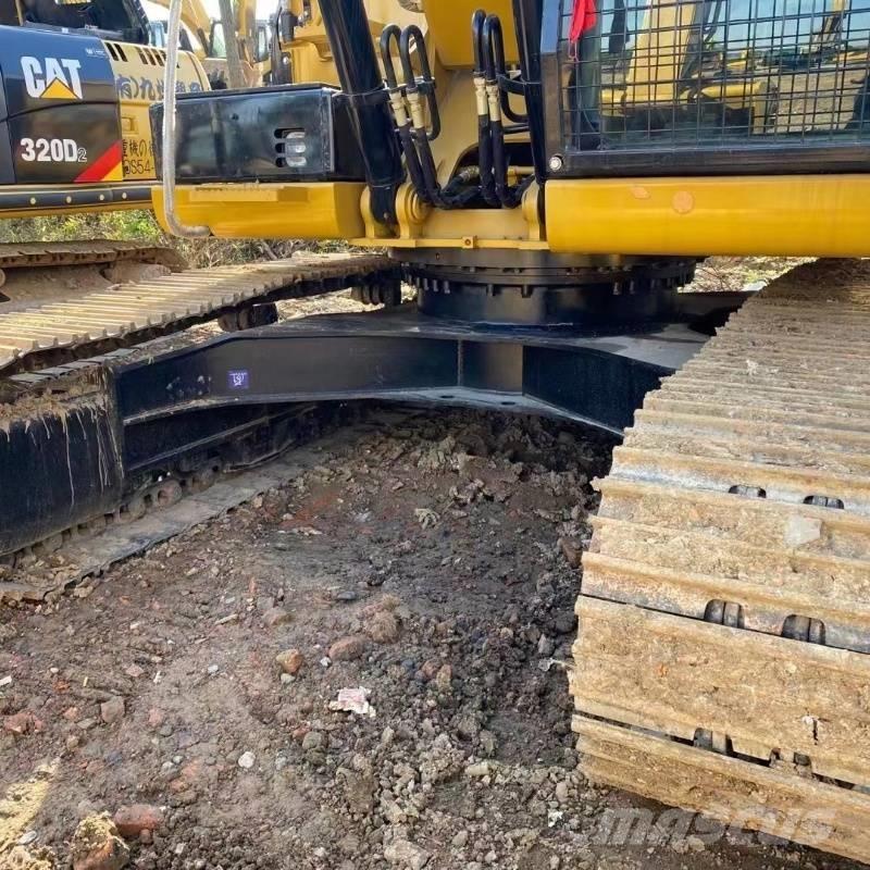 CAT 320 D Telakaivukoneet