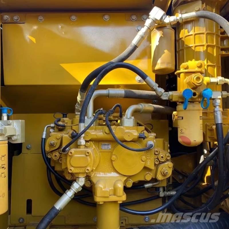 CAT 320 D Telakaivukoneet