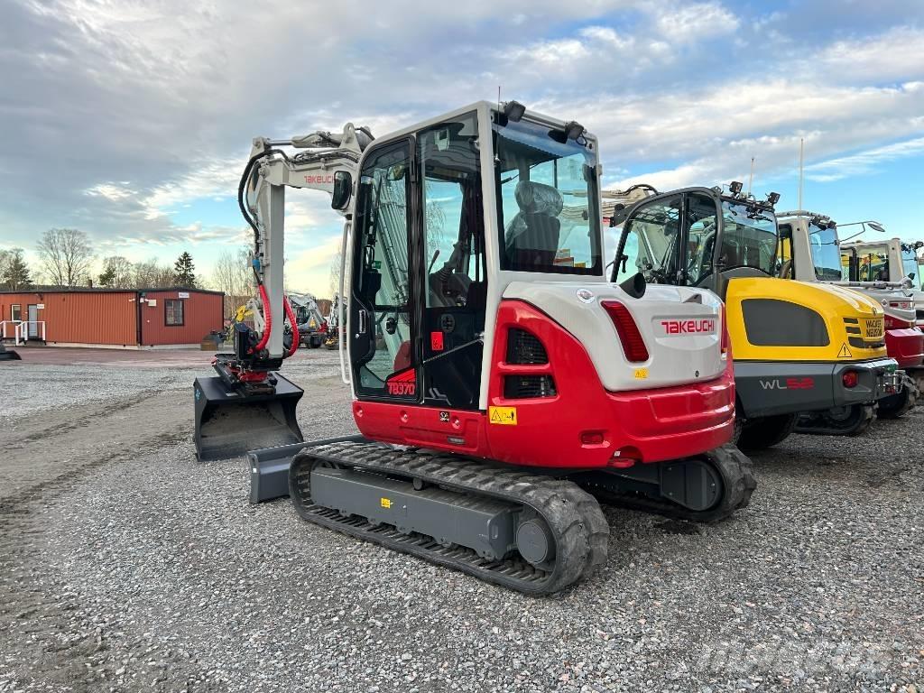 Takeuchi TB370 Midikaivukoneet 7t - 12t