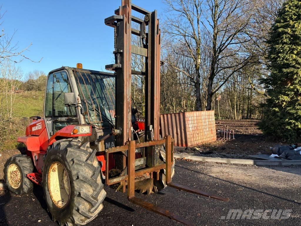 Manitou M 26.4 Maastotrukit