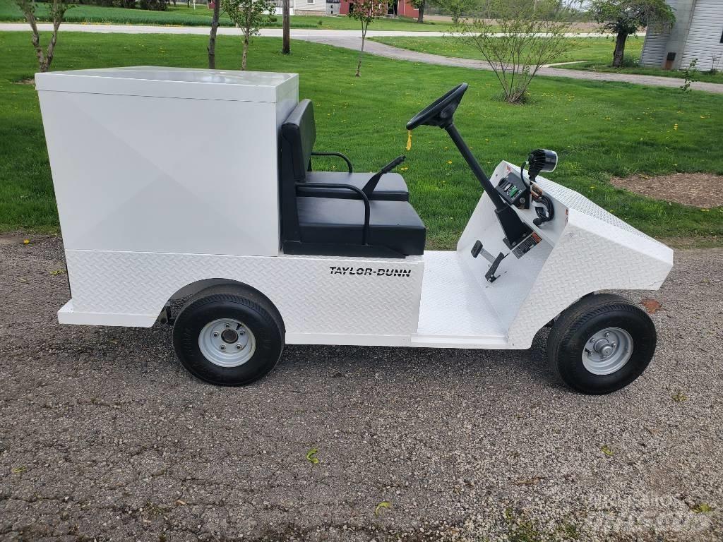 Taylor-Dunn R380 Vetotrukit