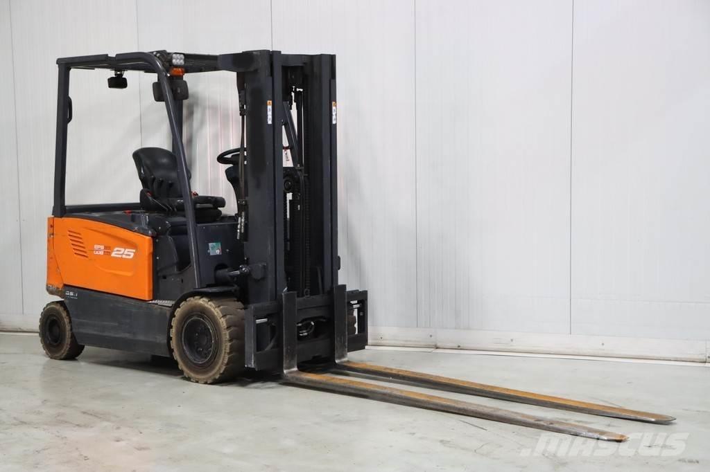 Doosan B25X-7 Sähkötrukit