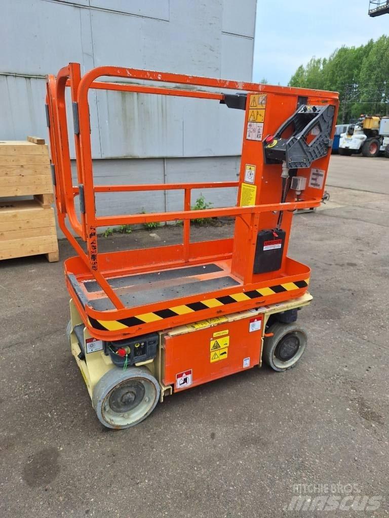 JLG 1230 ES Saksilavat