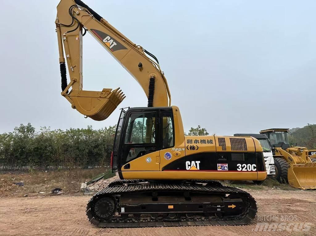CAT 320 C Telakaivukoneet