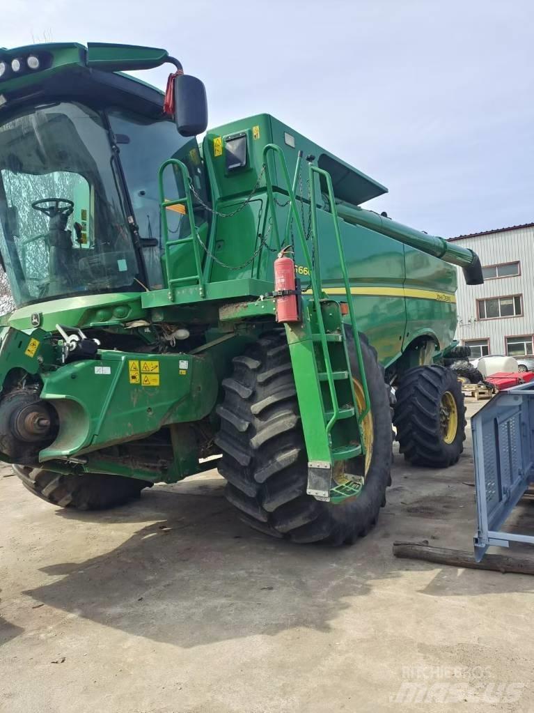 John Deere S660 Leikkuupuimurit