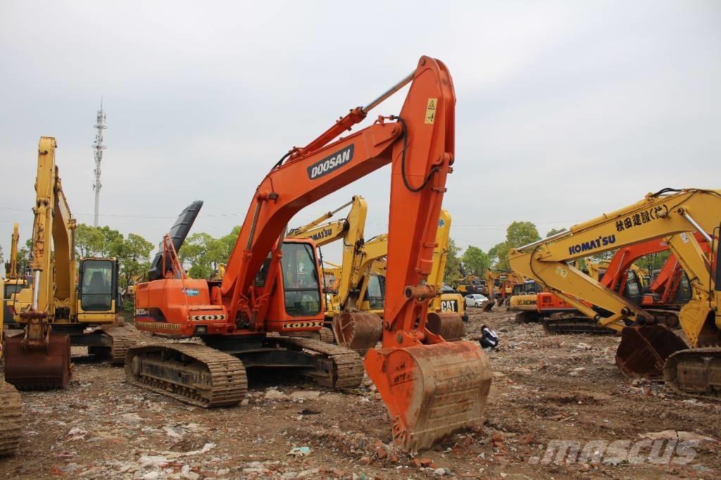 Doosan 220 LC-7 Telakaivukoneet