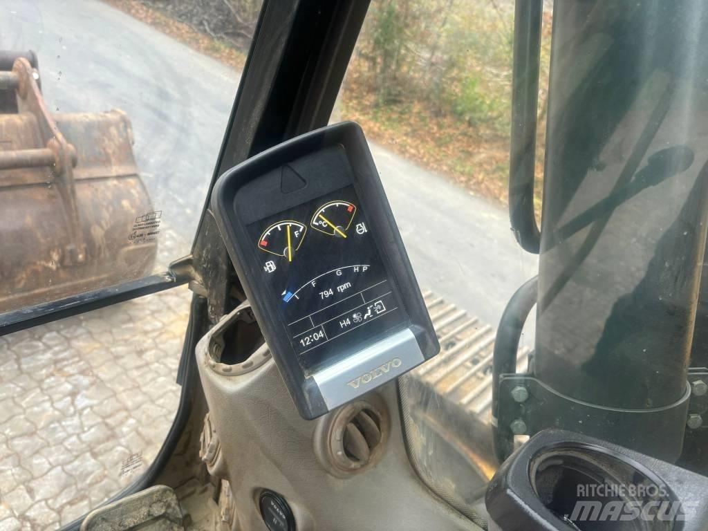 Volvo EC 220 DL Telakaivukoneet