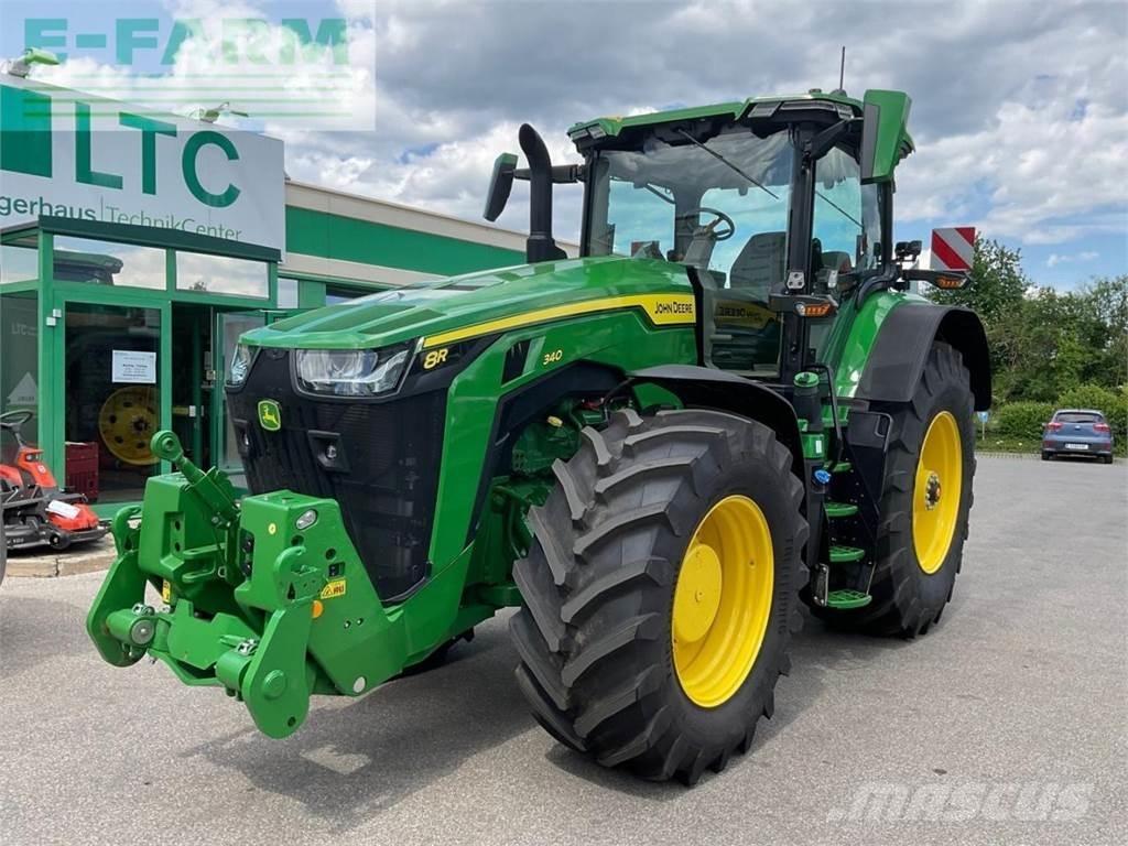 John Deere 8R340 Traktorit