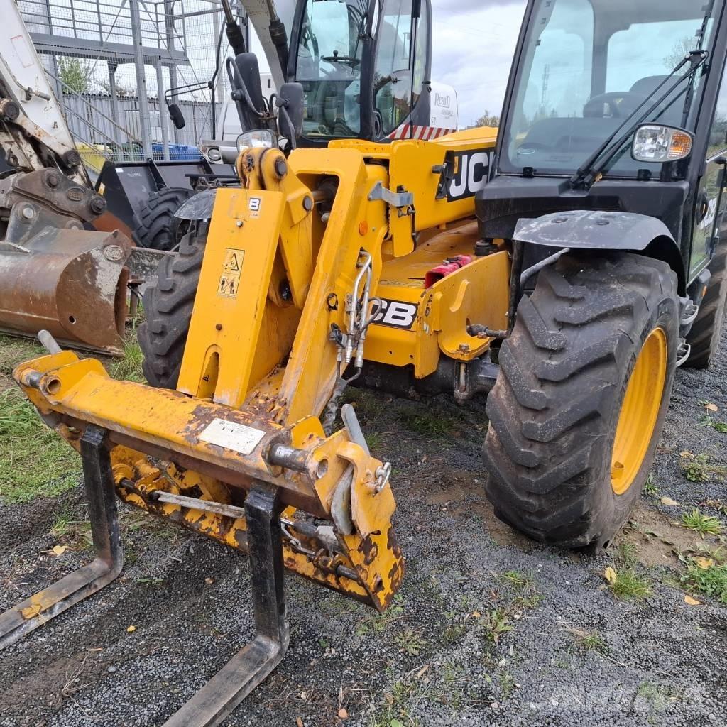 JCB 531-70 Kurottajat