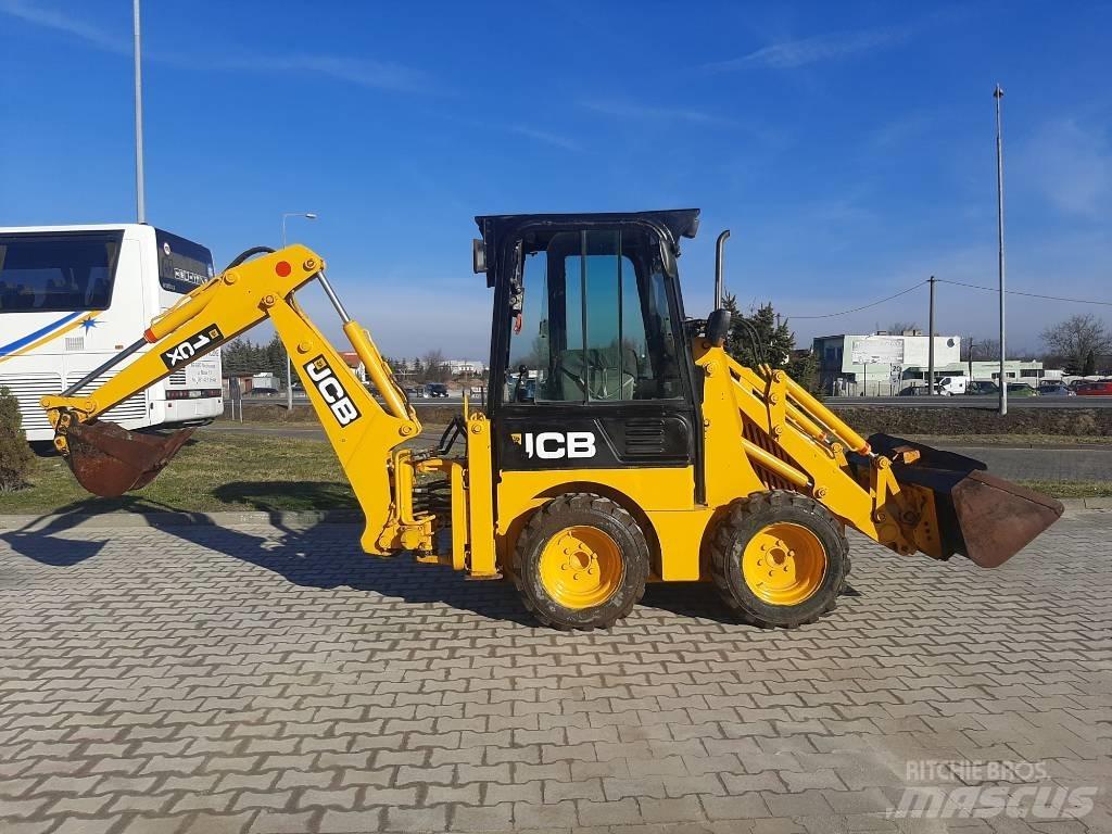JCB 1 CX Kaivurikuormaajat