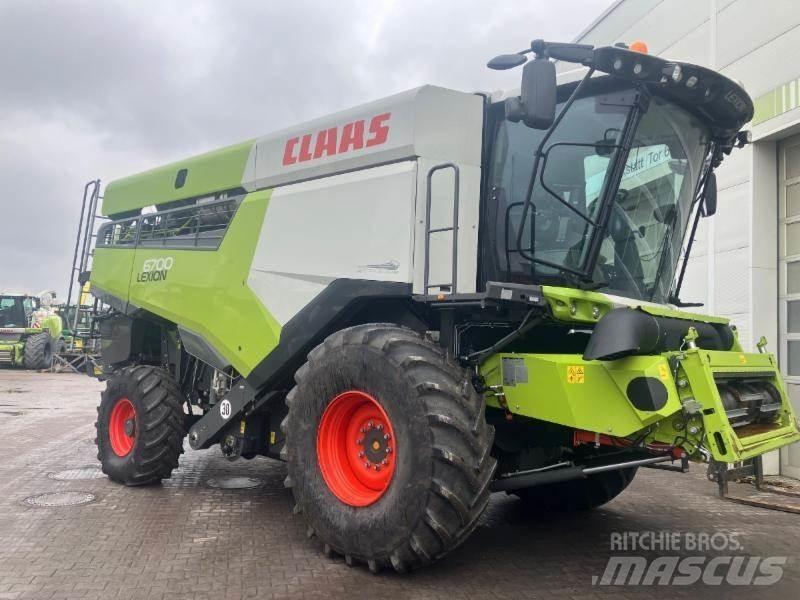 CLAAS LEXION 6700 Leikkuupuimurit