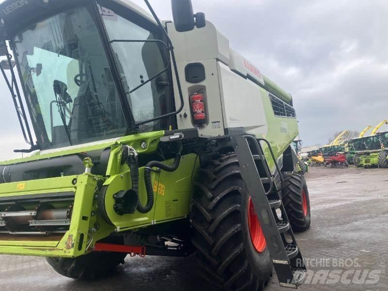 CLAAS LEXION 6700 Leikkuupuimurit