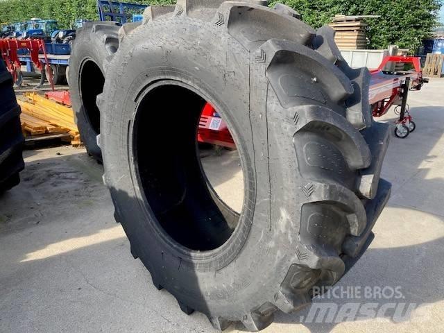 Galaxy 710/70R38 Renkaat ja vanteet