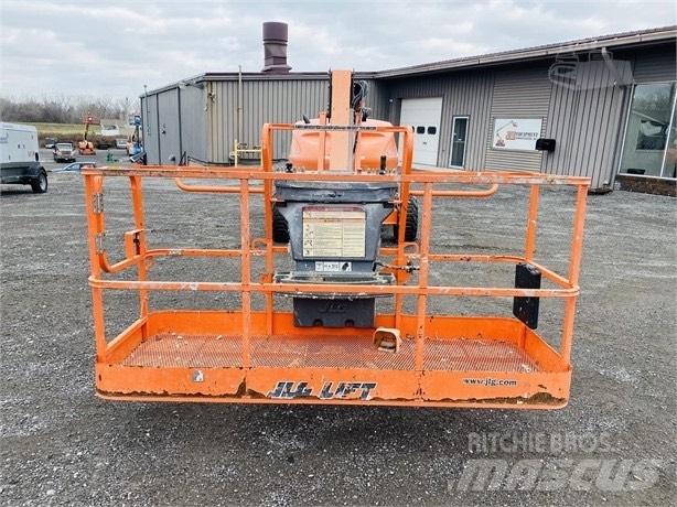 JLG 460 SJ Teleskooppipuominostimet