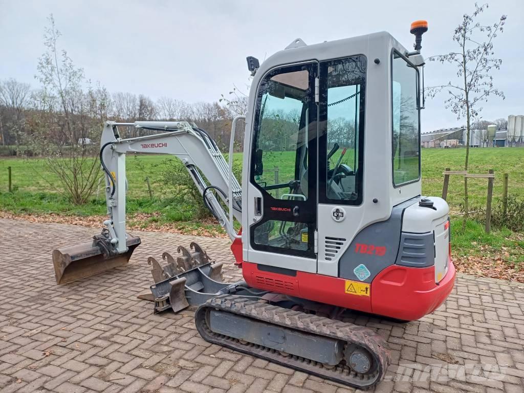 Takeuchi TB 219 Minikaivukoneet < 7t