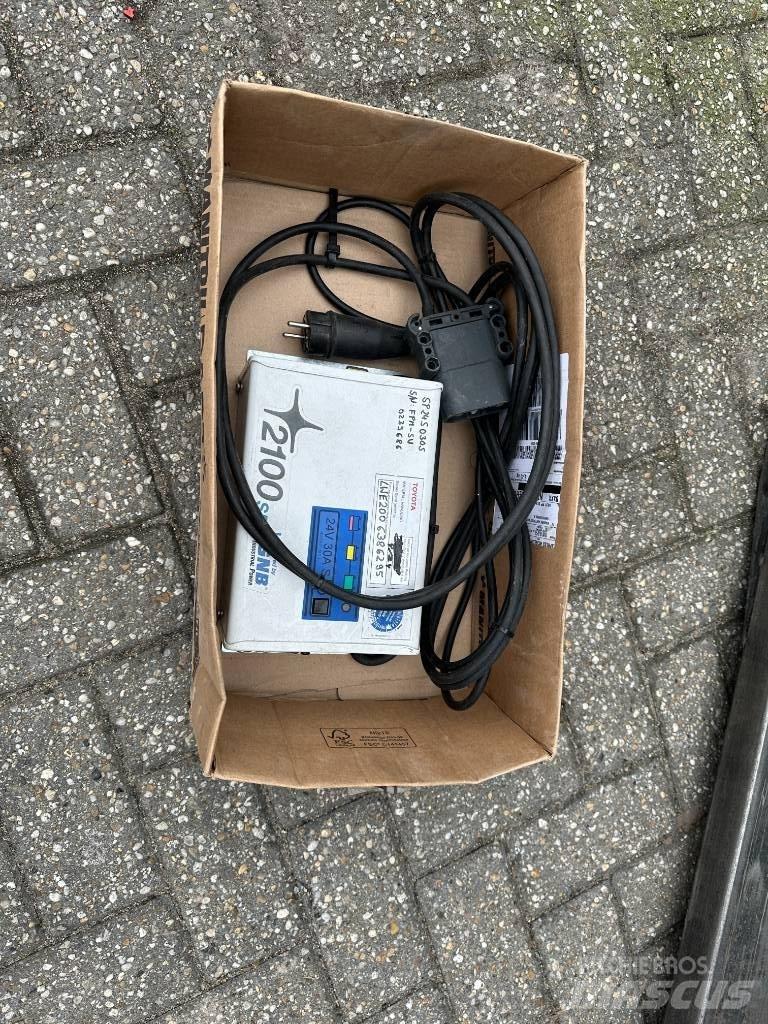 Toyota LPE 200 Lavansiirtotrukit ajotasolla