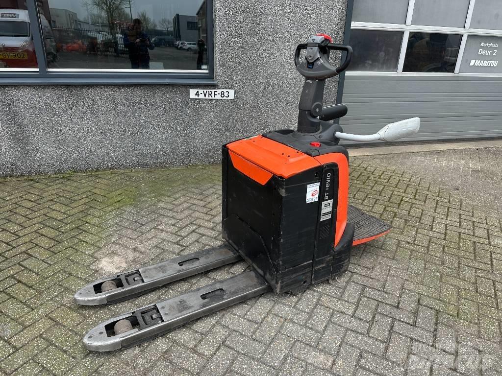 Toyota LPE 200 Lavansiirtotrukit ajotasolla