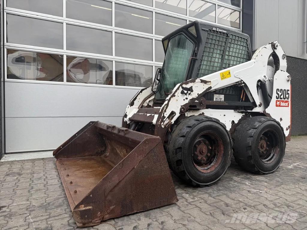 Bobcat S205 Liukuohjatut kuormaajat