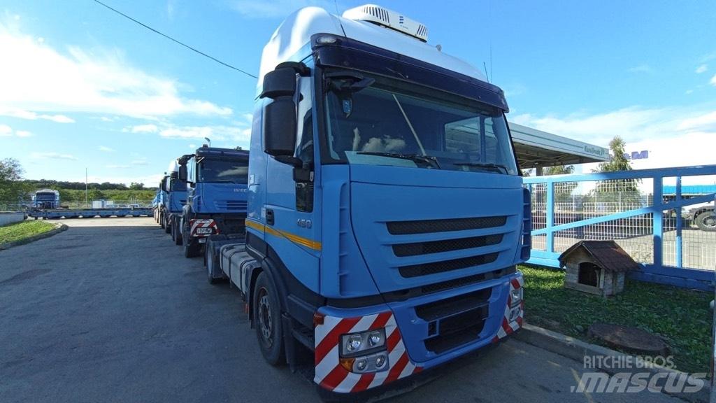 Iveco AS 440 S45 TP Vetopöytäautot