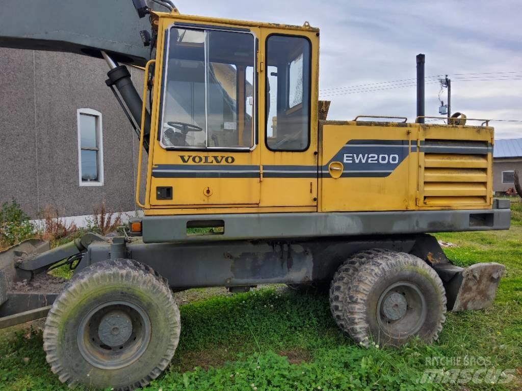 Volvo EW 200 Pyöräkaivukoneet