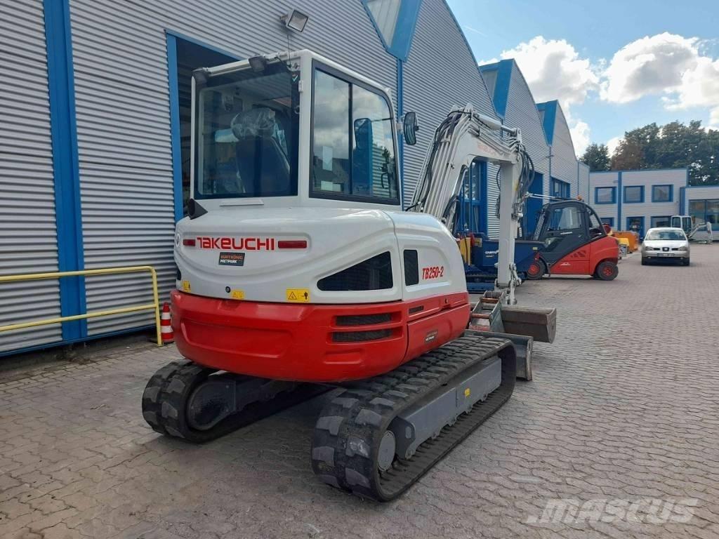 Takeuchi TB 250-2 Minikaivukoneet < 7t