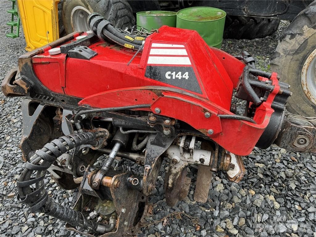 Komatsu C 144 Karsintakoneet