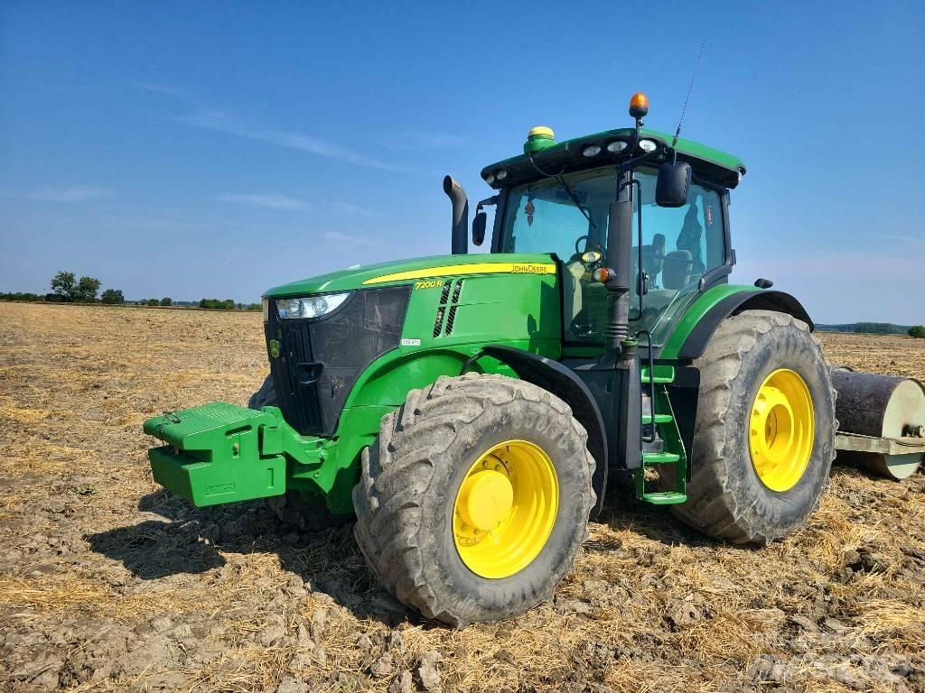 John Deere 7200 R Traktorit