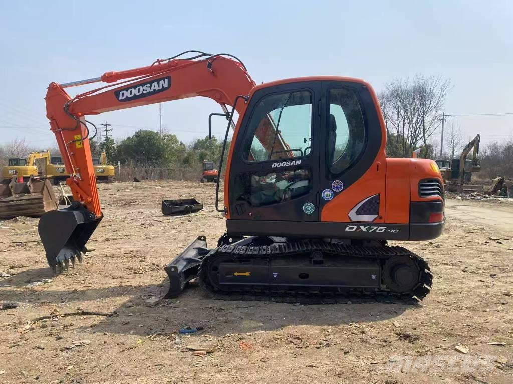 Doosan DX 75-9 C Midikaivukoneet 7t - 12t