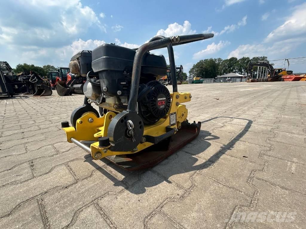 Bomag BVP 10/36 Tärylevyt