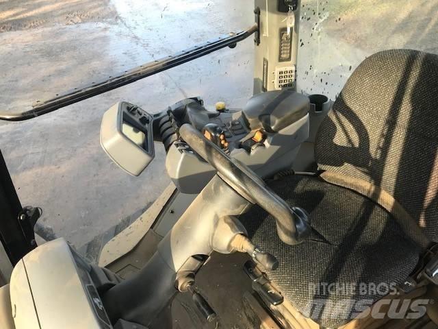 Challenger MT 765 Traktorit